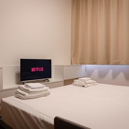 Ugo Bassi Lux Apartment Болонья Екстер'єр фото