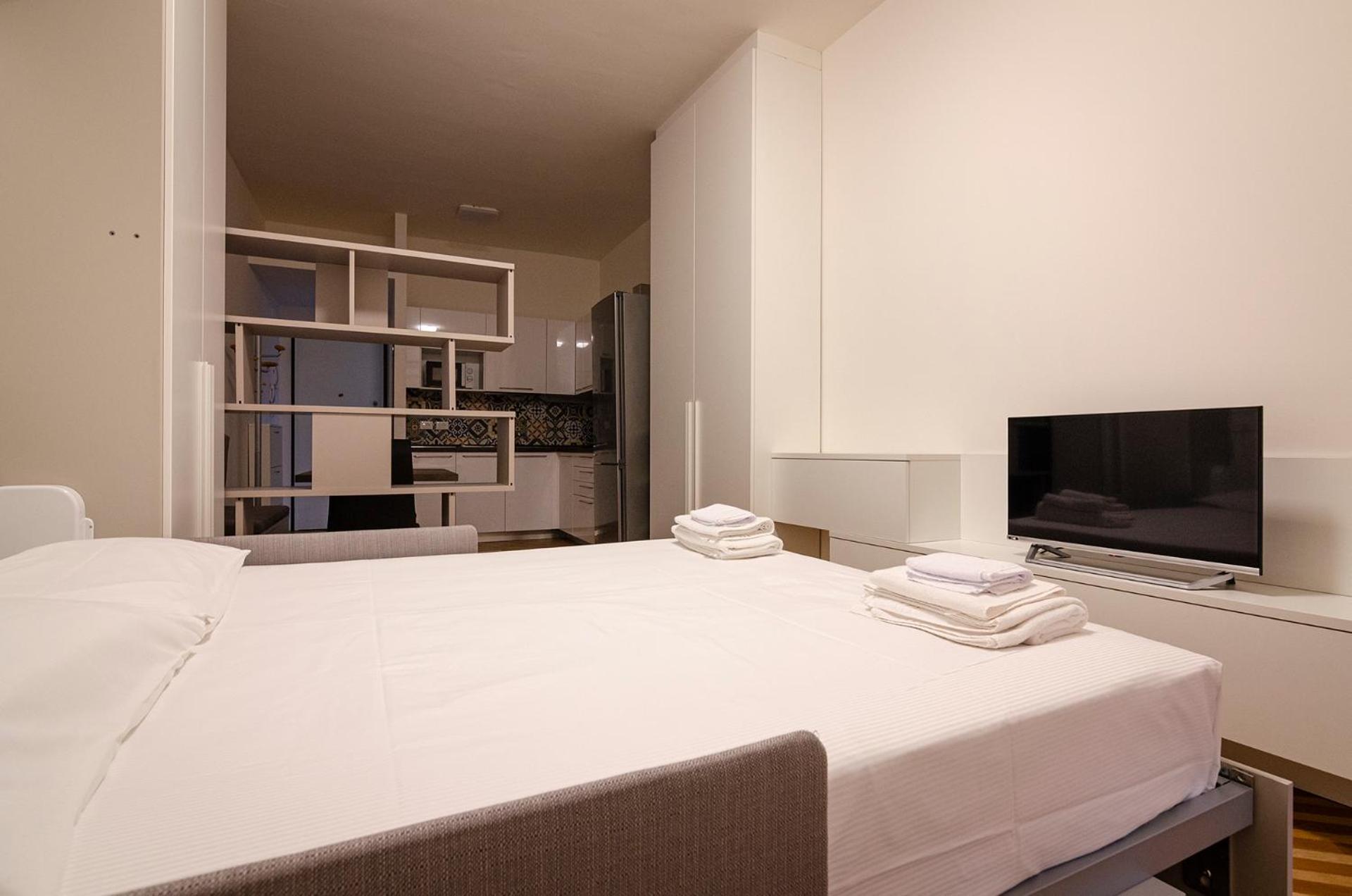 Ugo Bassi Lux Apartment Болонья Екстер'єр фото
