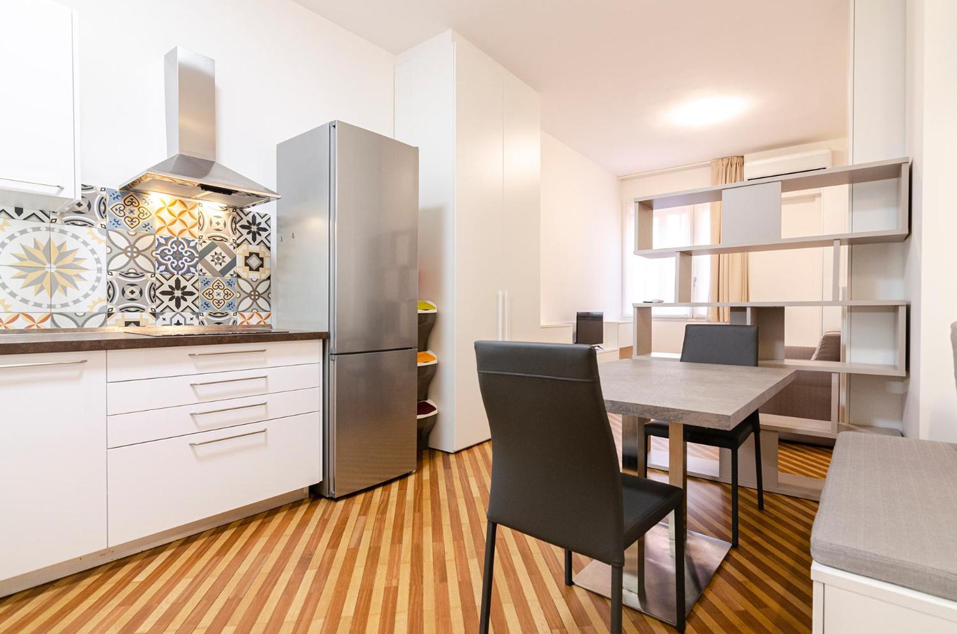 Ugo Bassi Lux Apartment Болонья Екстер'єр фото